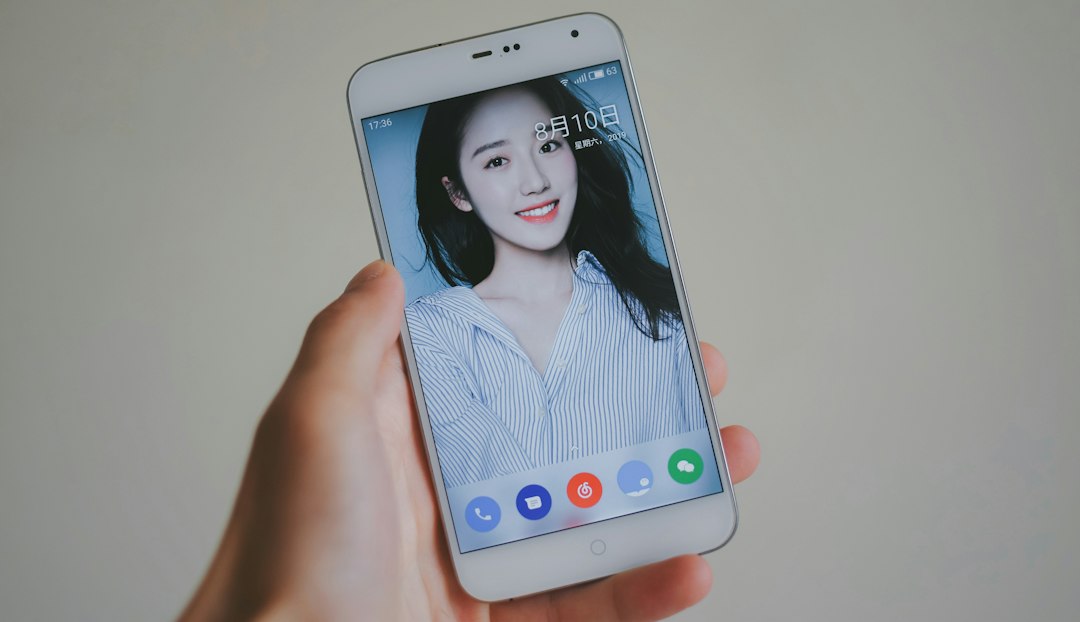 Free vs Paid AI Companion Apps: Which Features Are Actually Worth Paying For?